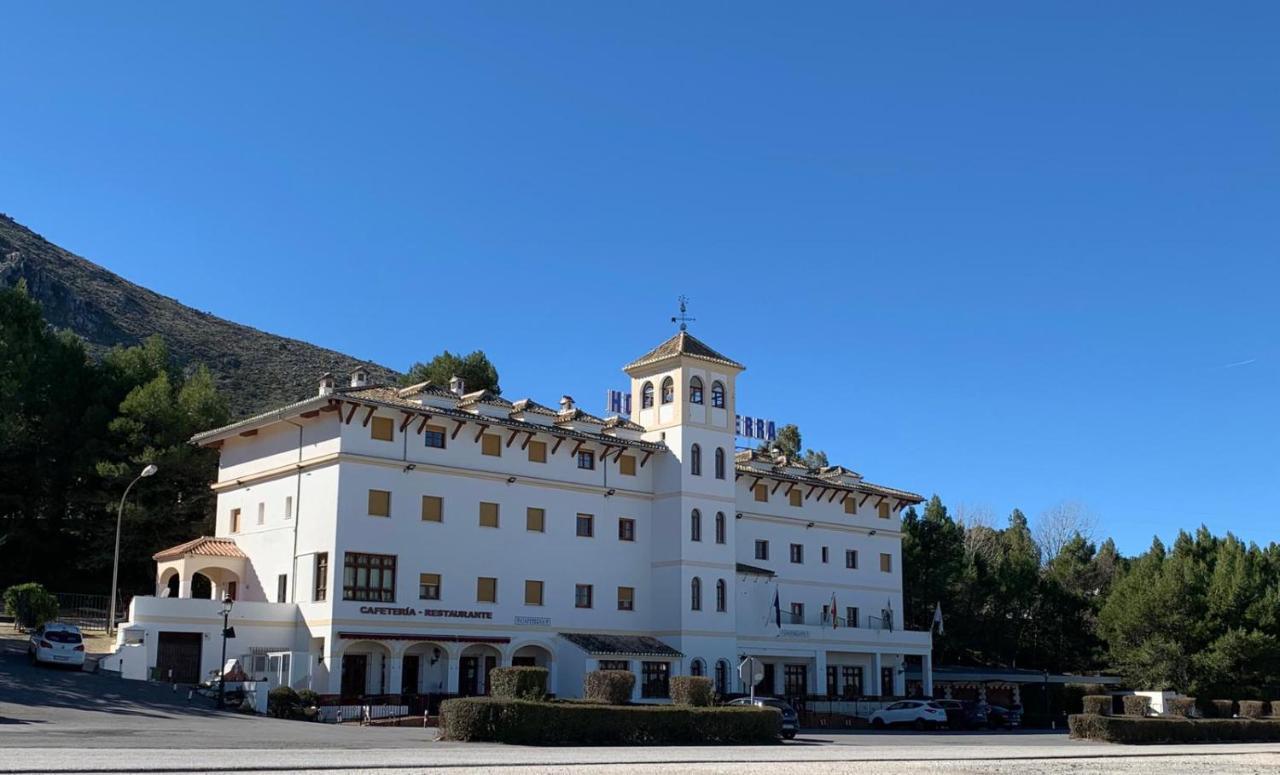 فندق La Sierra أنتيكيرا المظهر الخارجي الصورة